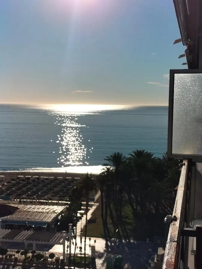 Apartamento 1ª Linea Playa Garaje Piscinas Terraza Torremolinos