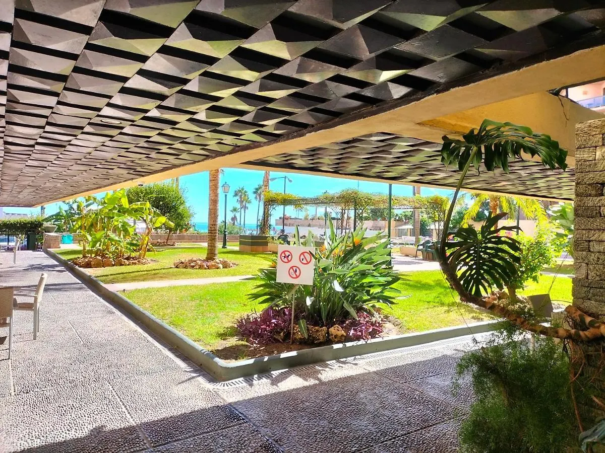 Apartamento 1ª Linea Playa Garaje Piscinas Terraza Torremolinos